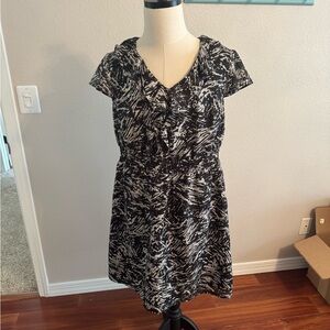 Merona Black and Gray Abstract Mini Dress